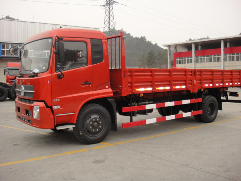 Dongfeng DFS1128 4x4 10-20T Cargo Truck Chassis